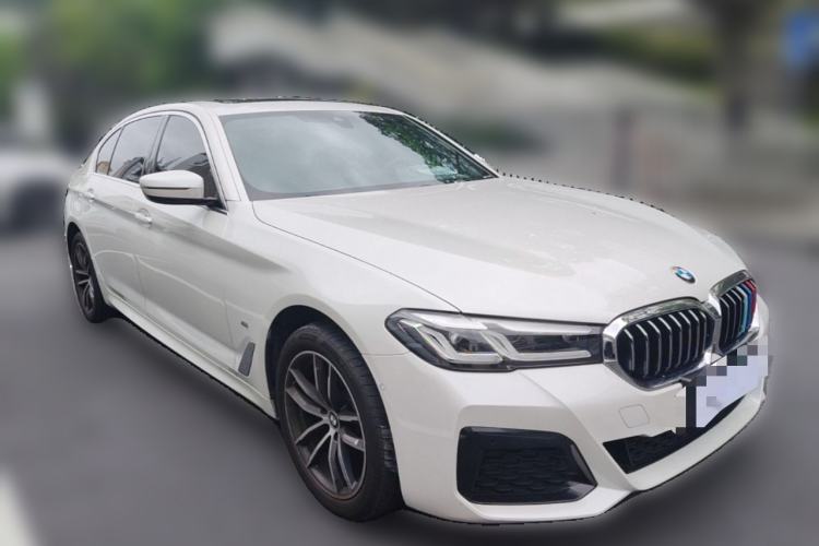 Used BMW 5 Series 2021 525Li M Sport Package Front Right 45 Deg
