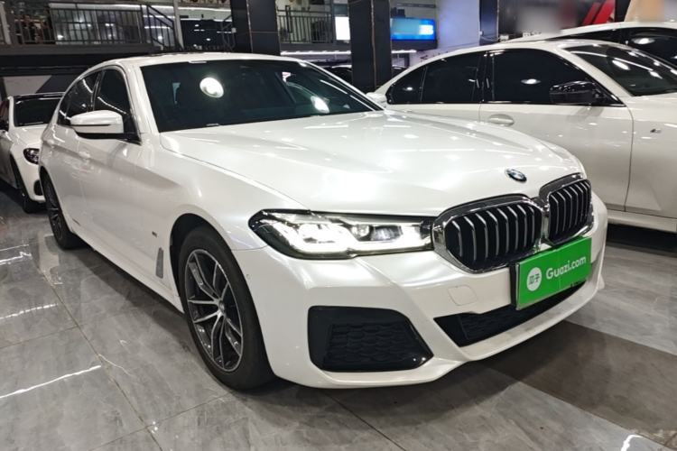 Used BMW 5 Series 2021 525Li M Sport Package Front Right 45 Deg