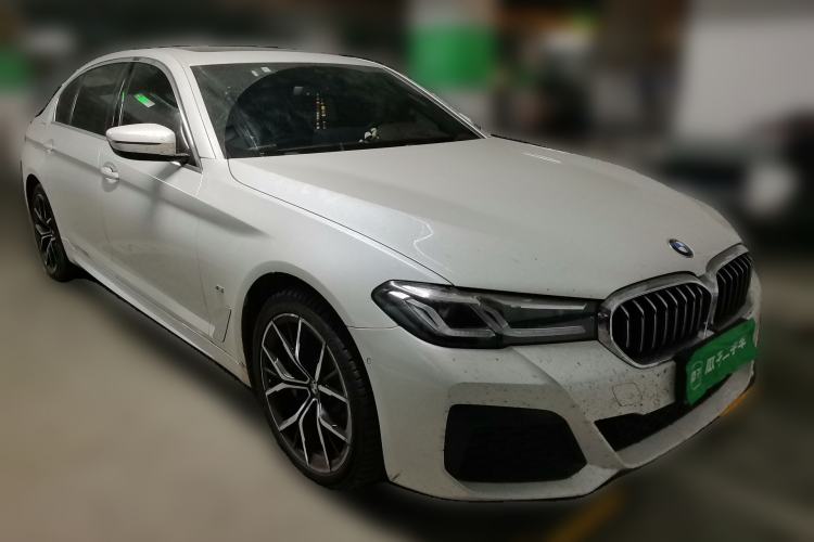 Used BMW 5 Series 2021 530Li Luxury Edition M Sport Package Front Right 45 Deg