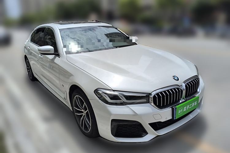 Used BMW 5 Series 2021 525Li M Sport Package Front Right 45 Deg