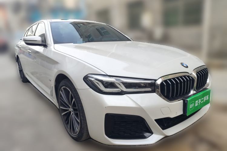 Used BMW 5 Series 2021 530Li Leading Model M Sport Package Front Right 45 Deg