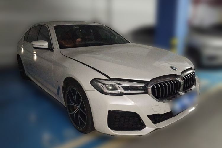 Used BMW 5 Series 2021 Restyled 530Li Luxury Edition M Sport Package Front Right 45 Deg
