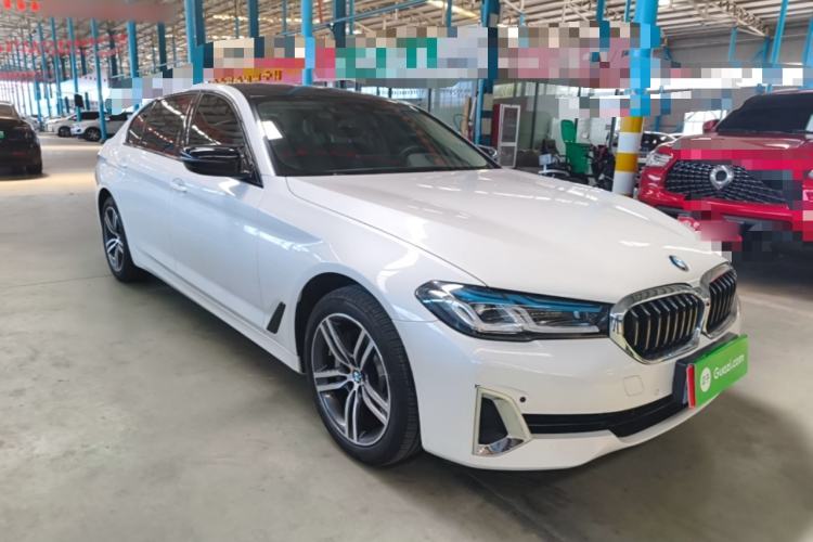 Used BMW 5 Series 2021 530Li Leading Luxury Package Front Right 45 Deg
