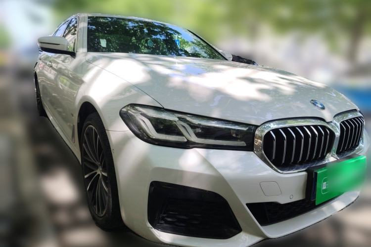 Used BMW 5 Series 2021 Facelifted 530Li xDrive M Sport Package Front Right 45 Deg