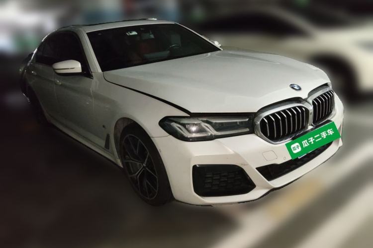 Used BMW 5 Series 2021 530Li Luxury Edition M Sport Package Front Right 45 Deg
