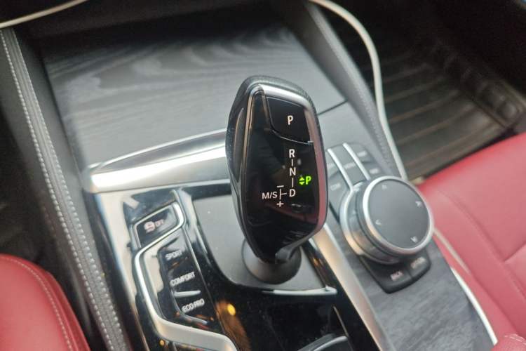 Used BMW 5 Series 2021 530Li Leading Model M Sport Package Gear Lever