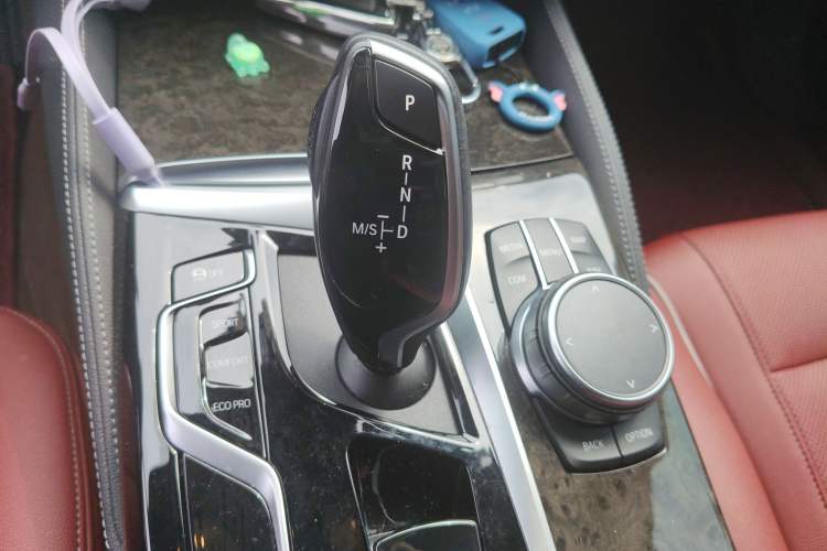 Used BMW 5 Series 2021 Facelifted 525Li M Sport Package Gear Lever