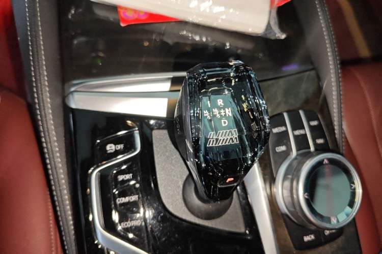 Used BMW 5 Series 2021 Facelifted 525Li M Sport Package Gear Lever