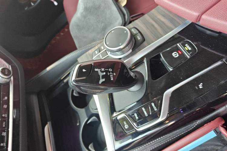Used BMW 5 Series 2021 Restyled 530Li Leading Edition Luxury Package Gear Lever