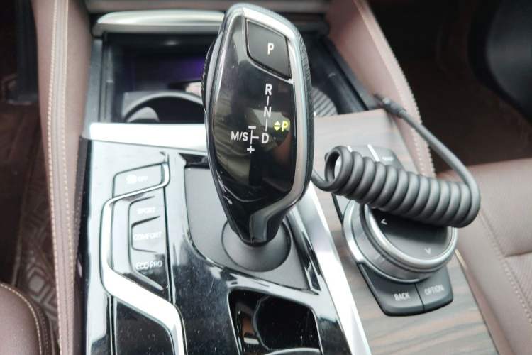 Used BMW 5 Series 2021 530Li Leading Luxury Package Gear Lever