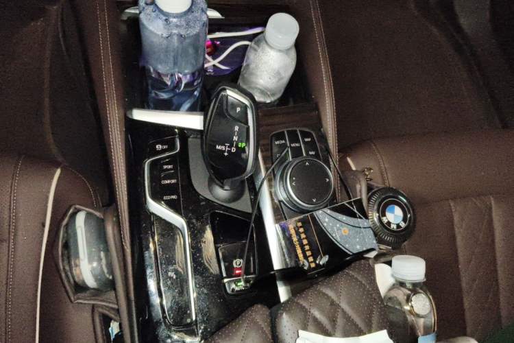 Used BMW 5 Series 2021 Restyled 530Li Leading Edition Luxury Package Gear Lever