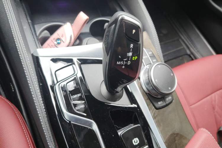 Used BMW 5 Series 2021 525Li M Sport Package Gear Lever
