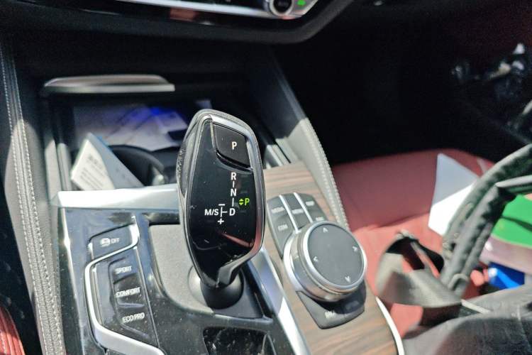 Used BMW 5 Series 2021 530Li Leading Model M Sport Package Gear Lever