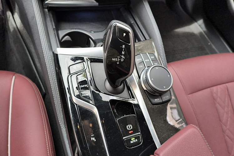 Used BMW 5 Series 2021 525Li M Sport Package Gear Lever