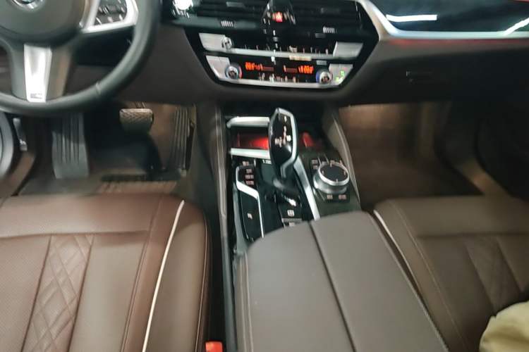 Used BMW 5 Series 2021 525Li M Sport Package Gear Lever
