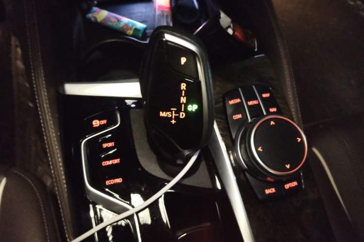 Used BMW 5 Series 2021 525Li Luxury Package Gear Lever