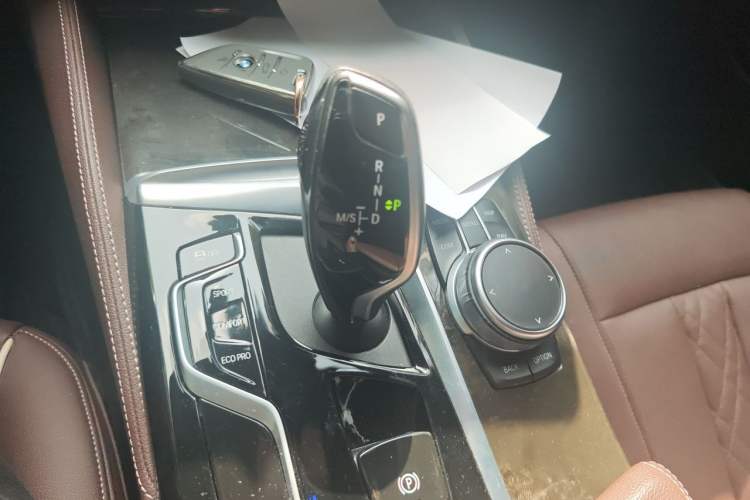 Used BMW 5 Series 2021 Facelifted 525Li M Sport Package Gear Lever