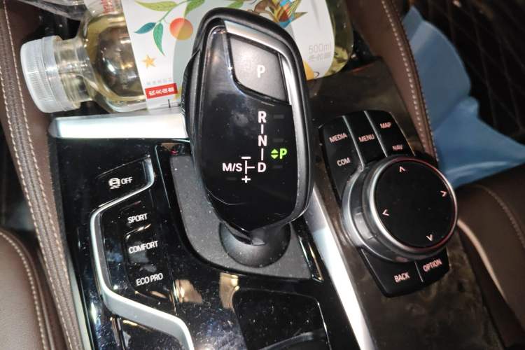 Used BMW 5 Series 2021 Facelifted 525Li M Sport Package Gear Lever