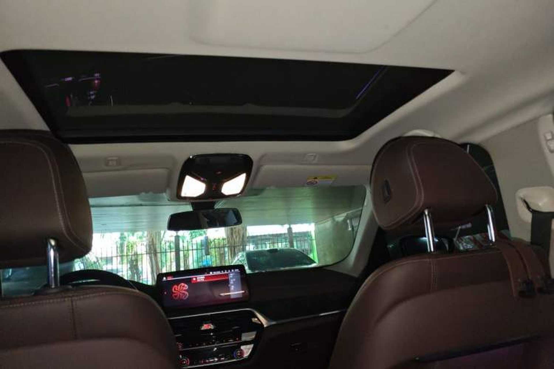 Used BMW 5 Series 2021 525Li Luxury Package Headliner