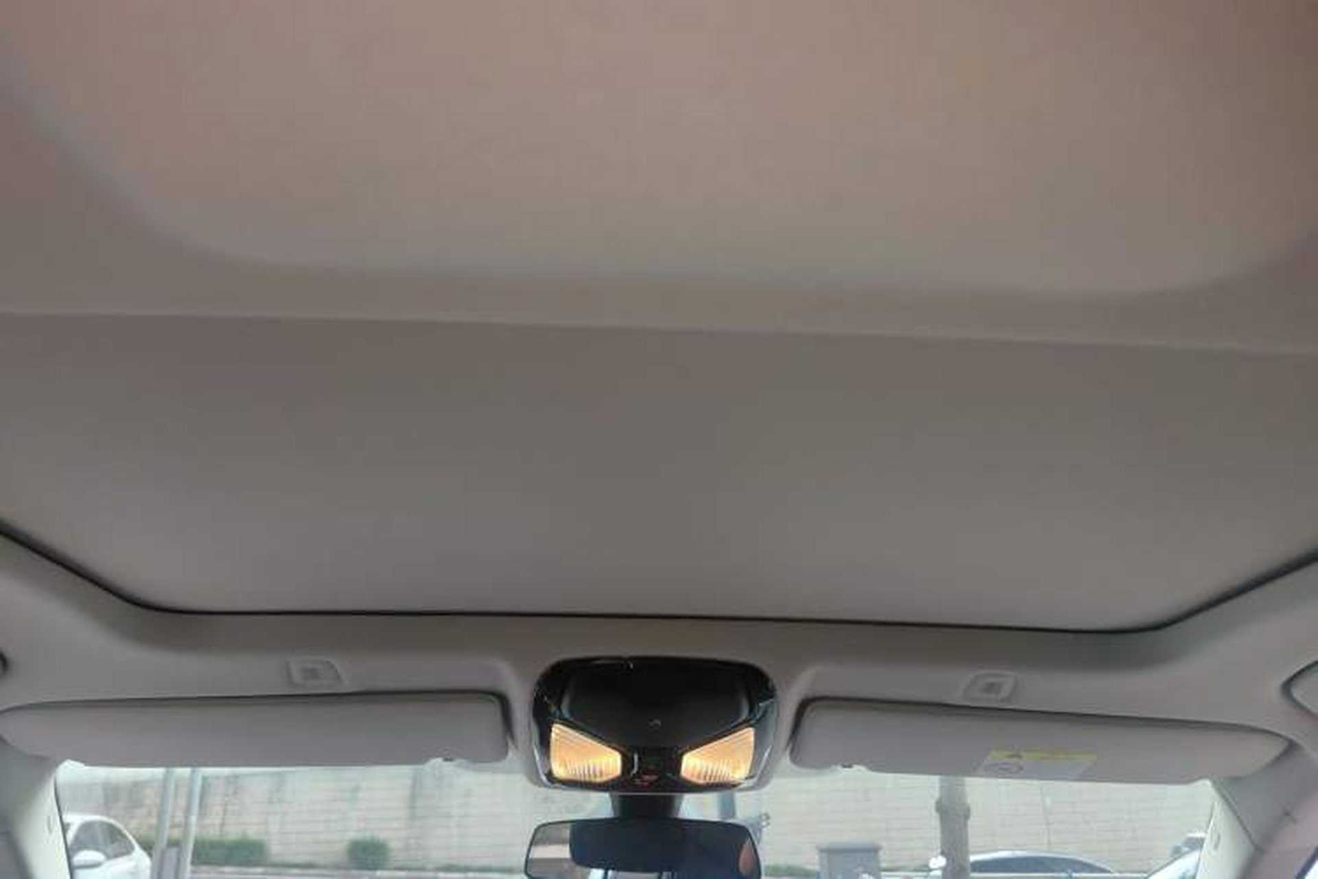 Used BMW 5 Series 2021 525Li Luxury Package Headliner