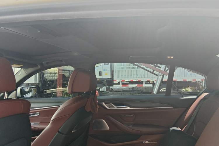 Used BMW 5 Series 2021 Restyled 530Li Luxury Edition M Sport Package Headliner
