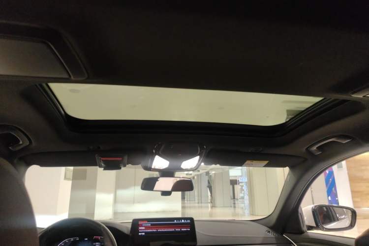 Used BMW 5 Series 2021 530Li Leading Model M Sport Package Headliner