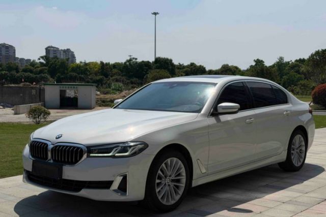 BMW 5 Series 2021 525Li Luxury Package usado