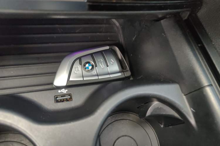 Used BMW 5 Series 2021 Facelifted 525Li M Sport Package Interior 1