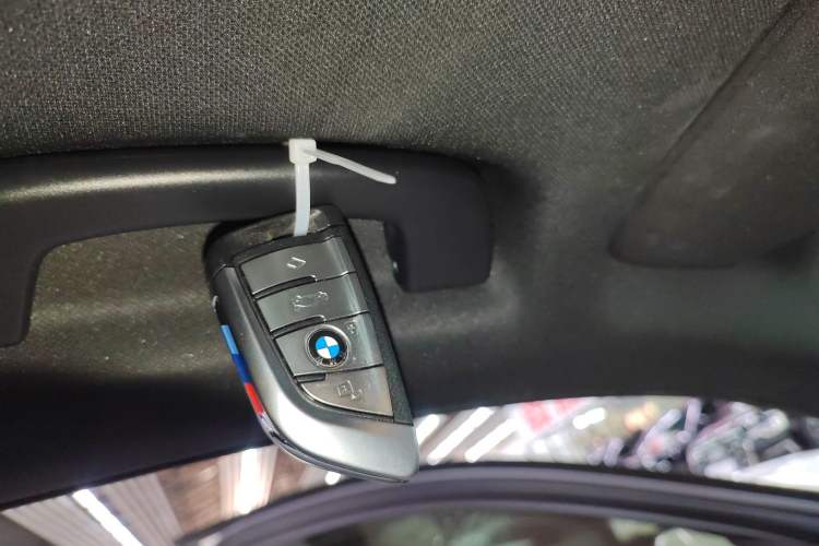 Used BMW 5 Series 2021 530Li Leading Model M Sport Package Interior 1