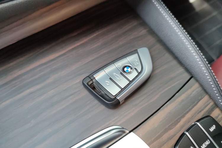 Used BMW 5 Series 2021 530Li Luxury Edition Premium Package Interior 1