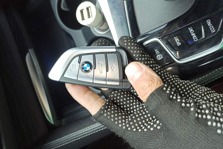 Used BMW 5 Series 2021 530Li xDrive M Sport Package Interior 1