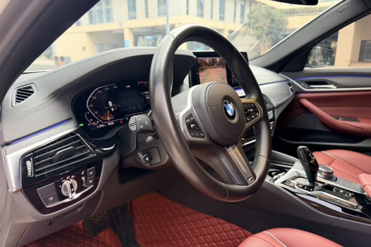 Used BMW 5 Series 2021 530Li Leading Model M Sport Package Interior 10