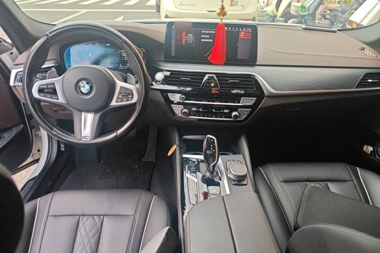 Used BMW 5 Series 2021 530Li Leading Model M Sport Package Interior 2