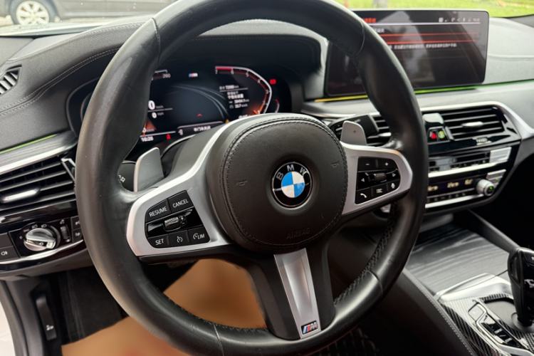 Used BMW 5 Series 2021 Facelifted 530Li Leading Edition M Sport Package Interior 2
