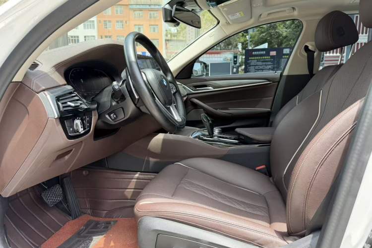Used BMW 5 Series 2021 530Li Leading Luxury Package Interior 2