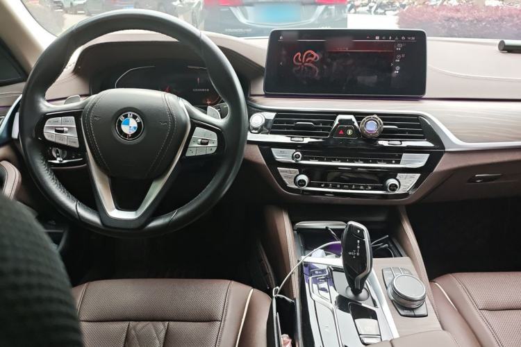 Used BMW 5 Series 2021 530Li Leading Luxury Package Interior 2