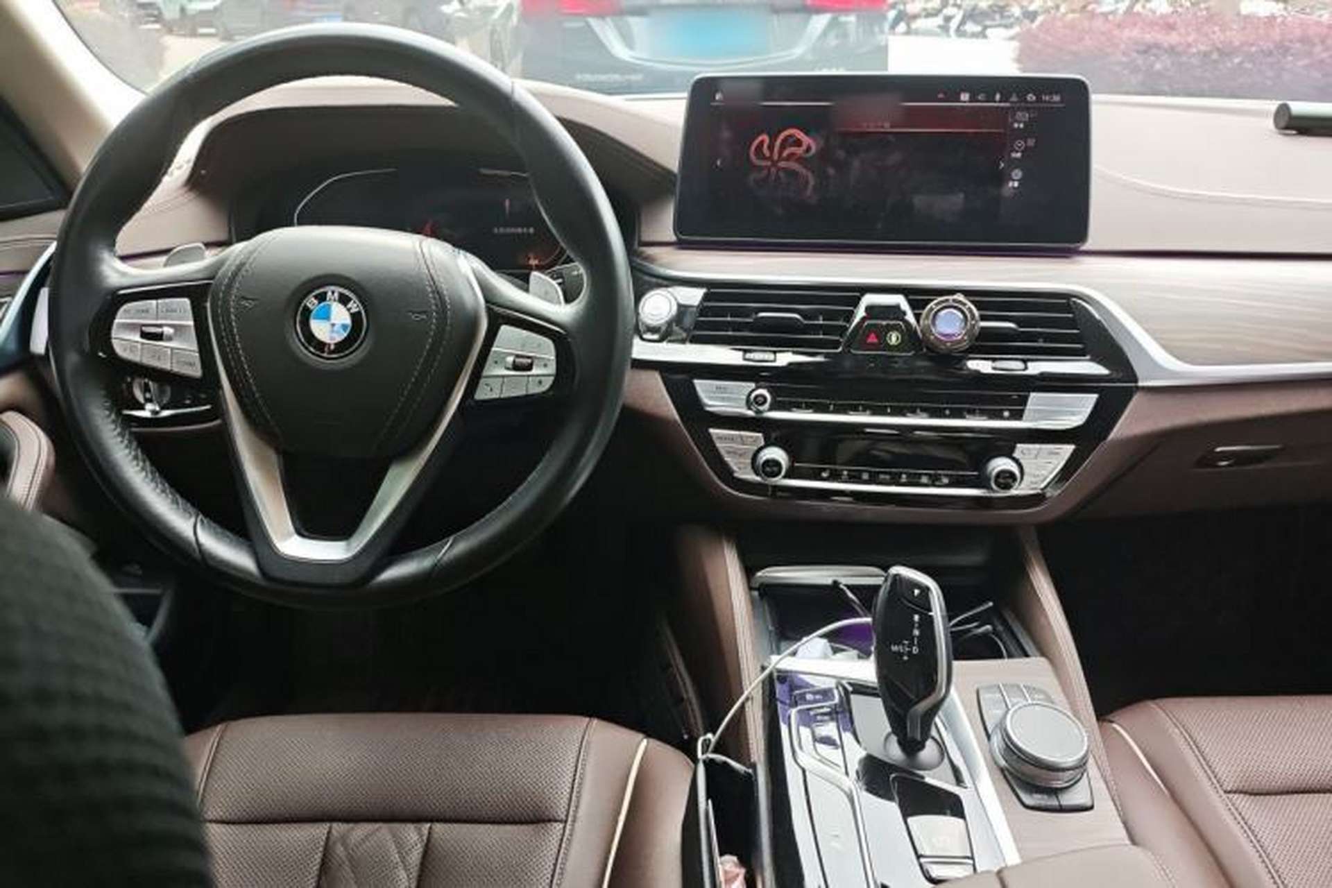 Used BMW 5 Series 2021 530Li Leading Luxury Package Interior 2
