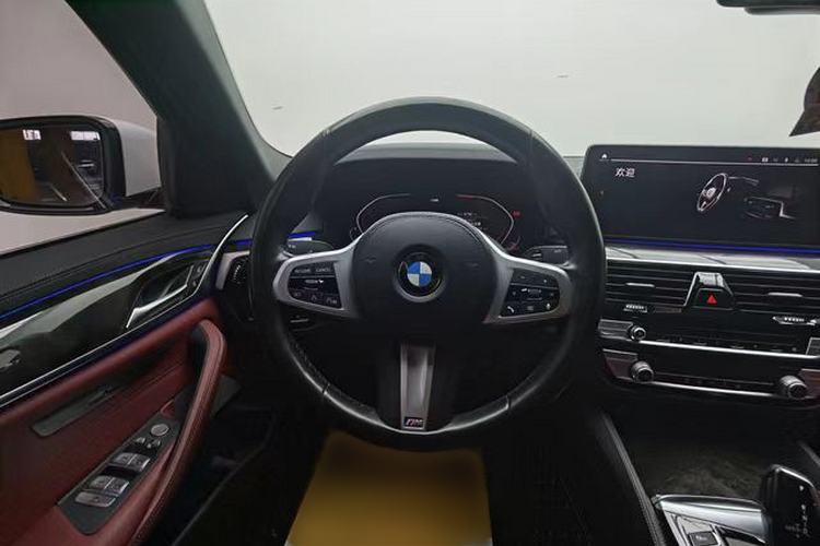 Used BMW 5 Series 2021 Facelifted 525Li M Sport Package Interior 2