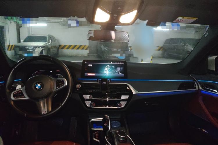 Used BMW 5 Series 2021 Facelifted 530Li Leading Edition M Sport Package Interior 2