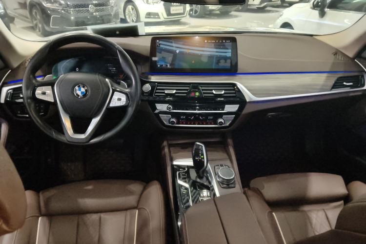 Used BMW 5 Series 2021 Updated 530Li Luxury Package Premium Edition Interior 2