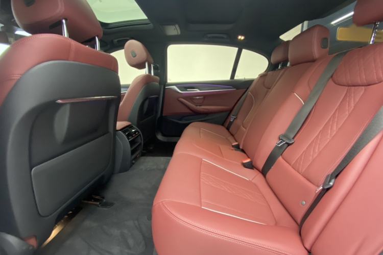 Used BMW 5 Series 2021 Facelifted 530Li Leading Edition M Sport Package Interior 3