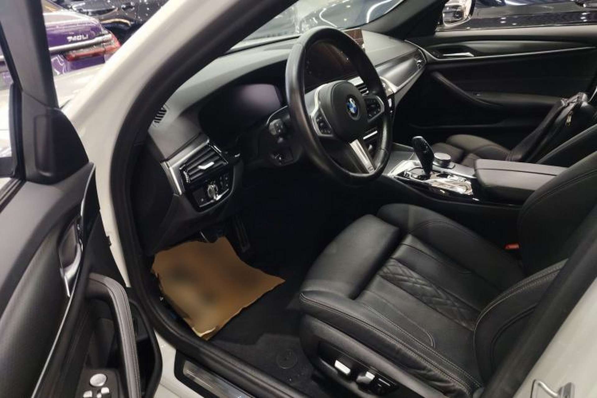 Used BMW 5 Series 2021 525i M Sport Package Interior 3