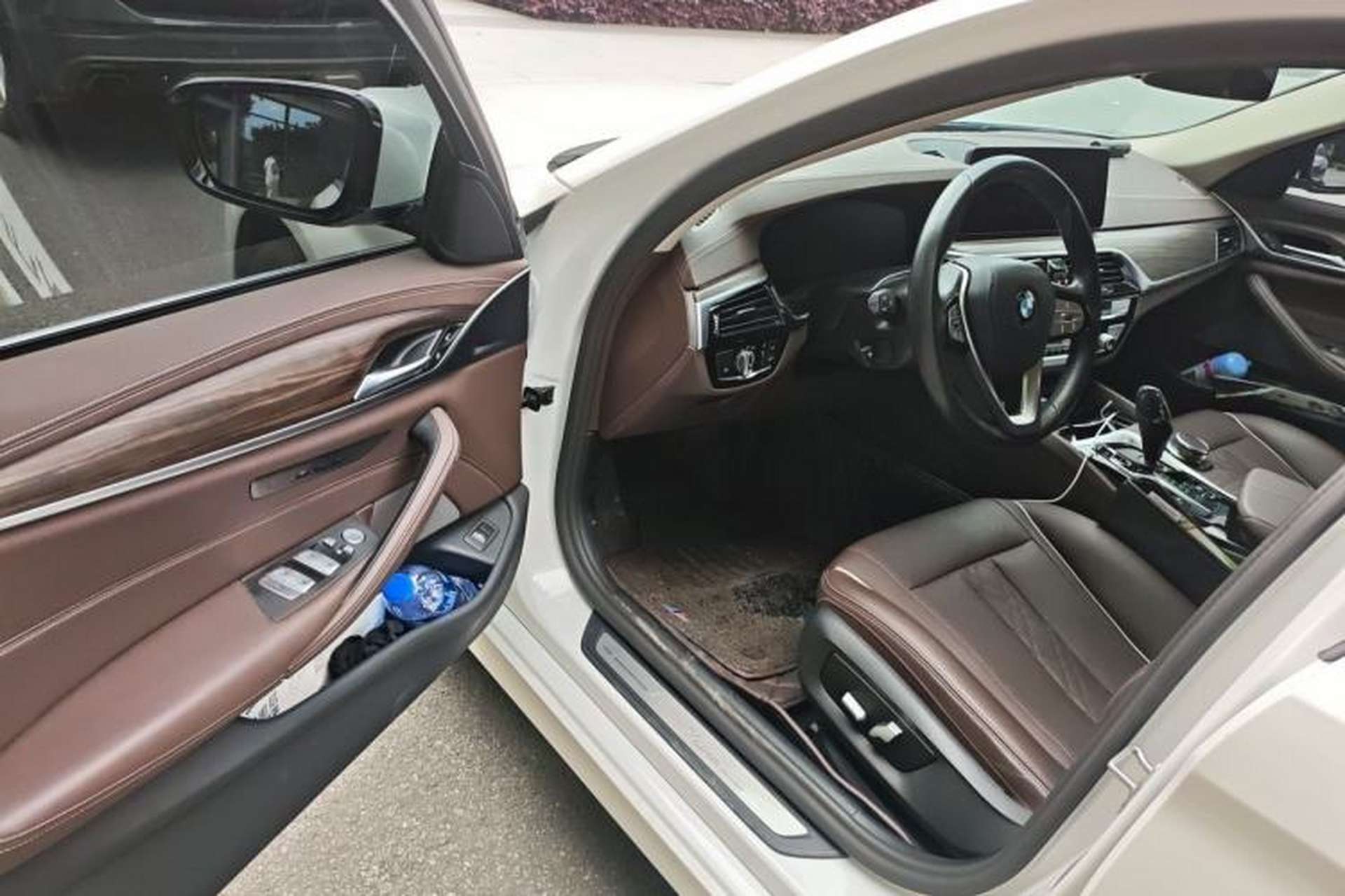 Used BMW 5 Series 2021 530Li Leading Luxury Package Interior 3