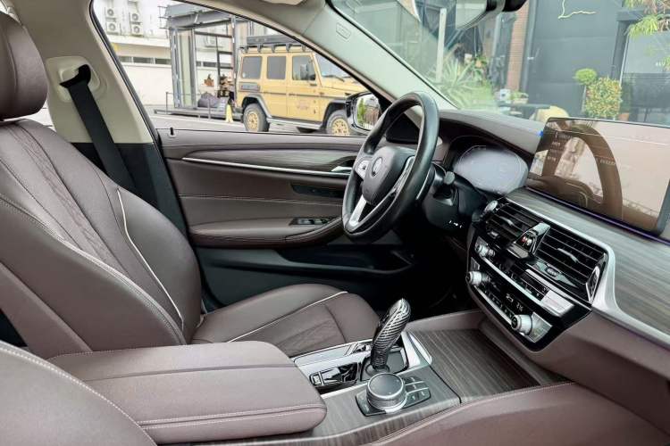 Used BMW 5 Series 2021 530Li Leading Luxury Package Interior 4