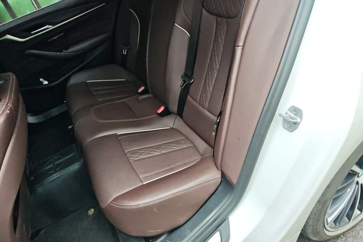 Used BMW 5 Series 2021 530Li Leading Model M Sport Package Interior 4