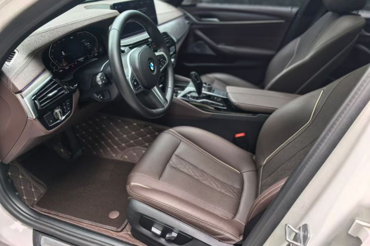 Used BMW 5 Series 2021 530Li Leading Model M Sport Package Interior 5