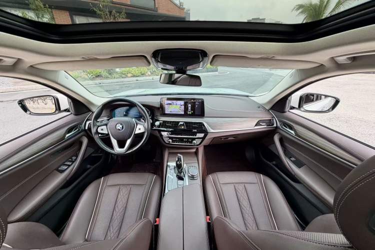 Used BMW 5 Series 2021 530Li Leading Luxury Package Interior 5