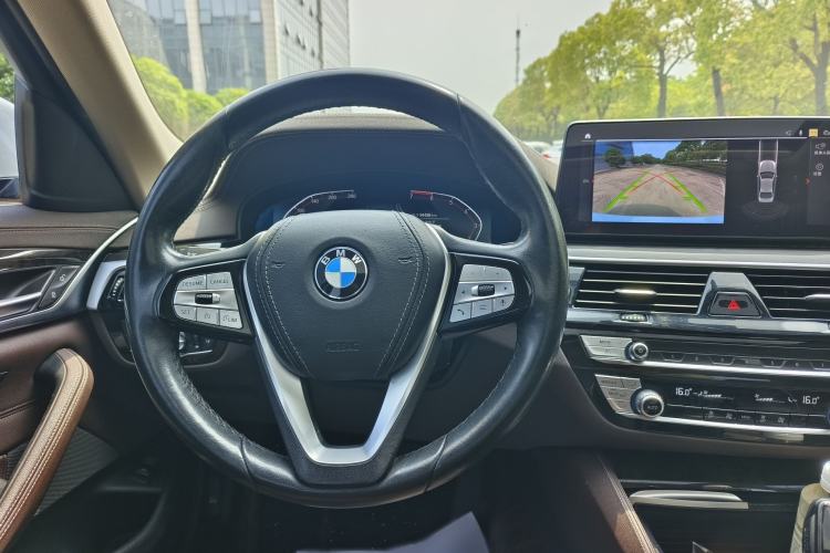 Used BMW 5 Series 2021 Updated Version 525Li Luxury Package Interior 5