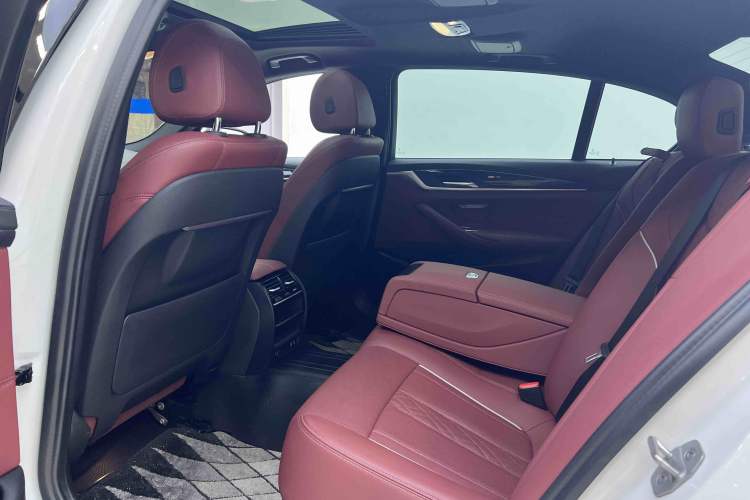 Used BMW 5 Series 2021 525Li M Sport Package Interior 6