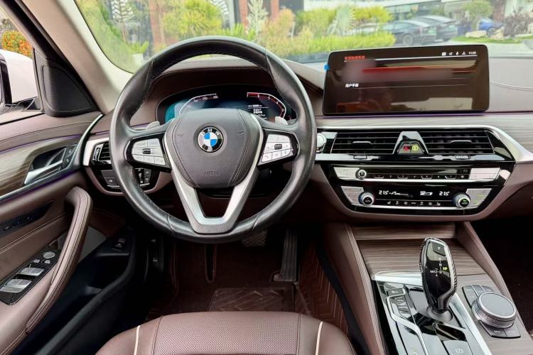 Used BMW 5 Series 2021 530Li Leading Luxury Package Interior 8